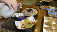 Selain menu-menu di atas, Kikugawa memiliki pilihan menu legendaris lainnya. Mulai dari Kiku Set yang berisi sashimi, tenpura, sukiyaki, yakitori yang dilengkapi dengan nasi putih dan sup miso. Foto: detikFood
