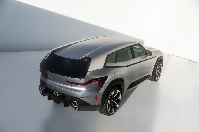 Mobil konsep BMW Concept XM