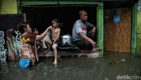 Menurut BMKG wasapada banjir rob ini akan berlangsung hingga 9 Desember di Jakarta Utara.