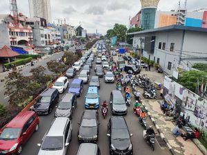 Ganjil Genap Depok: Kendaraan Diputar Balik, Jalan Alternatif Dikeluhkan Macet