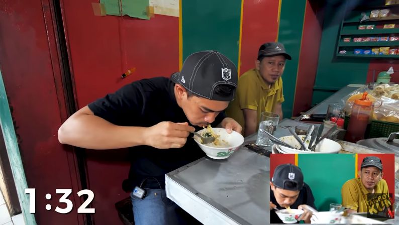 Tanboy Kun Mukbang Indomie Goreng 6 Porsi Kurang dari 2 Menit