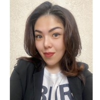 “Mukane mlh serem loh bagus dulu,” tulis salah satu netizen di kolom komentar. Foto: Instagram/@tinatoon101