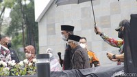 Maruf mengingatkan, pandemi COVID-19 masih belum berakhir, varian virus Corona masih terus bermunculan.  