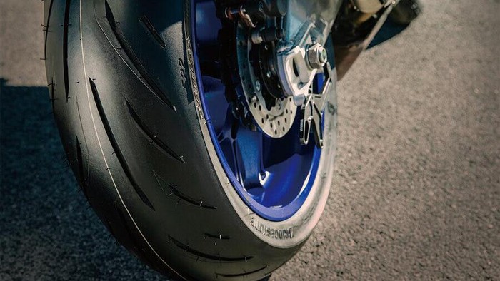 Ban Bridgestone Battlax S22
