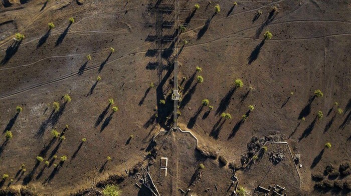 Dilanda Kekeringan Parah, Kondisi Danau di Chile Ini Memprihatinkan Kondisi Danau Aculeo di Chile tampak memprihatinkan. Pasalnya danau itu dilanda kekeringan selama bertahun-tahun. Ini potretnya.
