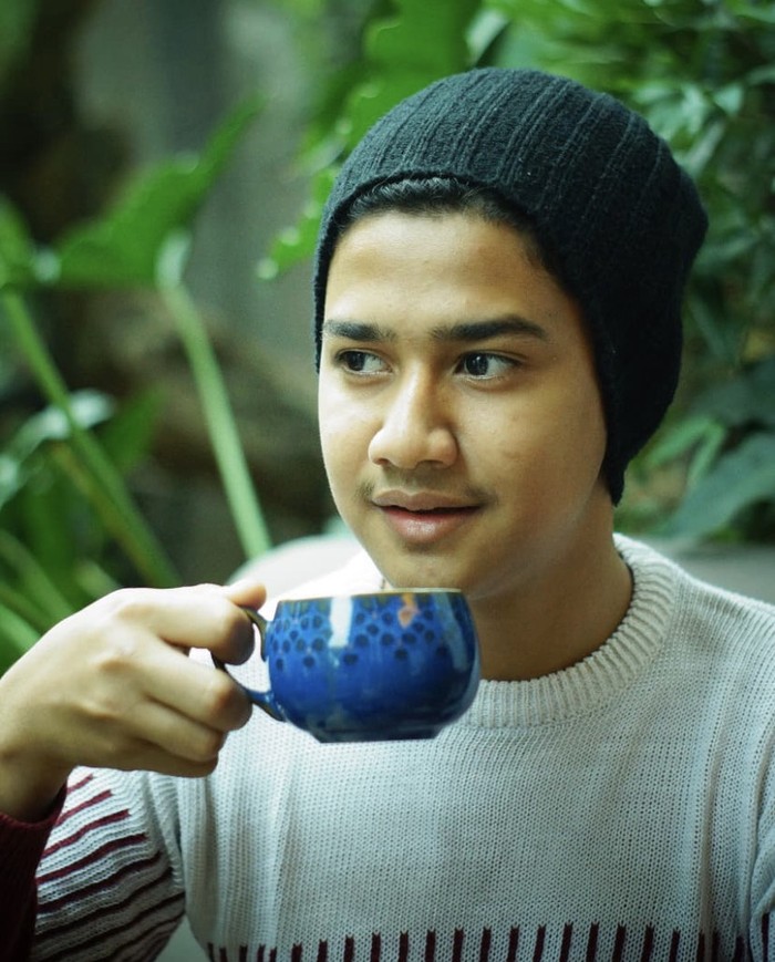 Galeri Syakir Daulay Doyan Kulineran, Ini Keseruan Syakir Daulay Saat Makan Jagung Bakar dan Sate