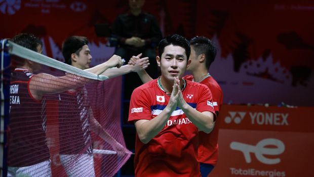 Kevin/Marcus, Hoki/Kobayashi, BWF World Tour Finals 2021 MD Players name:Takuro HOKI-Yugo KOBAYASHI (JPN)Credit Photo : HUMAS PP PBSIOrder of Play Sunday, 5 Desember 2021 / SemifinalsResult :https://www.tournamentsoftware.comorhttps://bwfworldtour.bwfbadminton.com