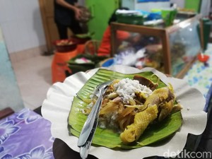 Bu Wongso Lemu Tawarkan Nasi Liwet Legendaris Solo Sejak 1950