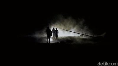 Potret Desa di Lumajang Gelap Gulita Usai Gunung Semeru Erupsi