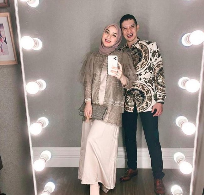 Setelah hubungan pertemanan tersebut sempat terputus karena kesibukan masing-masing, mereka akhirnya bertemu dan semakin dekat (Foto: Instagram)