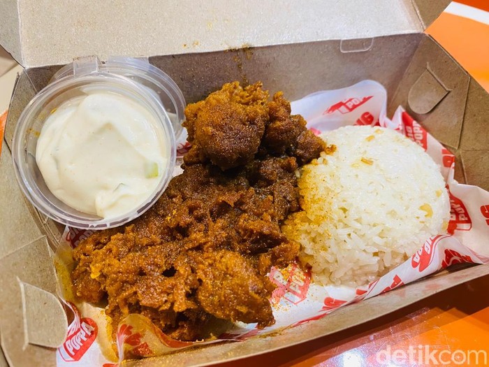 Big Poppa: Gurih Mantap Burger Nashville Fried Chicken Plus Biscuits Amerika Big Poppa: Gurih Mantap Burger Nashville Fried Chicken Plus Biscuits Amerika