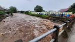 Penampakan Banjir Soppeng Dipicu Cuaca Ekstrem hingga 2 Rumah Hanyut