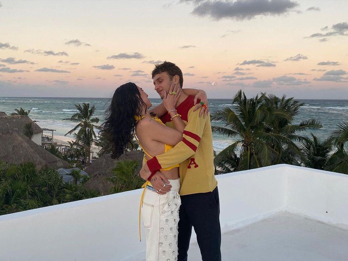 dua lipa anwar hadid dua lipa anwar hadid
