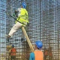 Hampir sama seperti yang tadi, tapi yang satu ini tingkat keekstremannya lebih tinggi nih. Ada yang berniat mau coba cara yang satu ini? Foto: twitter.com/DuniaKuli