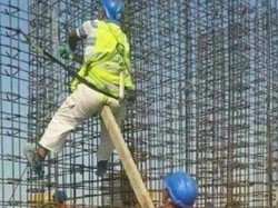 10 Cara Ekstrem & Nyeleneh saat Bantu Teman Ini Bikin Geleng-geleng Kepala