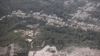 Dalam data dari Plt Kapusdatinkom Kebencanaan BNPB Abdul Muhari, hingga kini ada 5.205 masyarakat yang terdampak erupsi Gunung Semeru. Sebanyak 1.300 orang di antaranya telah mengungsi.