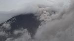 Gunung Semeru Kembali Luncurkan Awan Panas