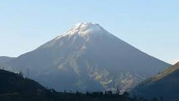 7. Ekuador: Ekuador punya gunung berapi Tungurahua yang merupakan salah satu gunung berapi paling aktif di area Amerika Selatan. Foto: Volcanodiscovery