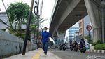 Ini Tiang di Trotoar Jaksel yang Viral Dikeluhkan Pengendara Mobil