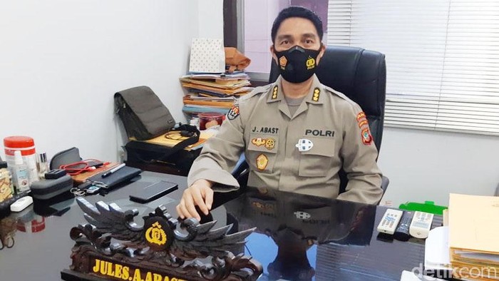 Kabid Humas Polda Sulut Kombes Jules Abraham Abast (Trisno Mais/detikcom)