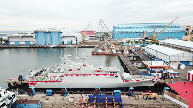 Kapal Cepat Rudal (KCR) 60 Meter di PT PAL, Surabaya (Dokumentasi Biro Humas Setjen Kemhan)