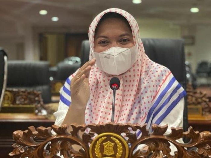 Ketua Komisi D DPRD Surabaya, Khusnul Khotimah.