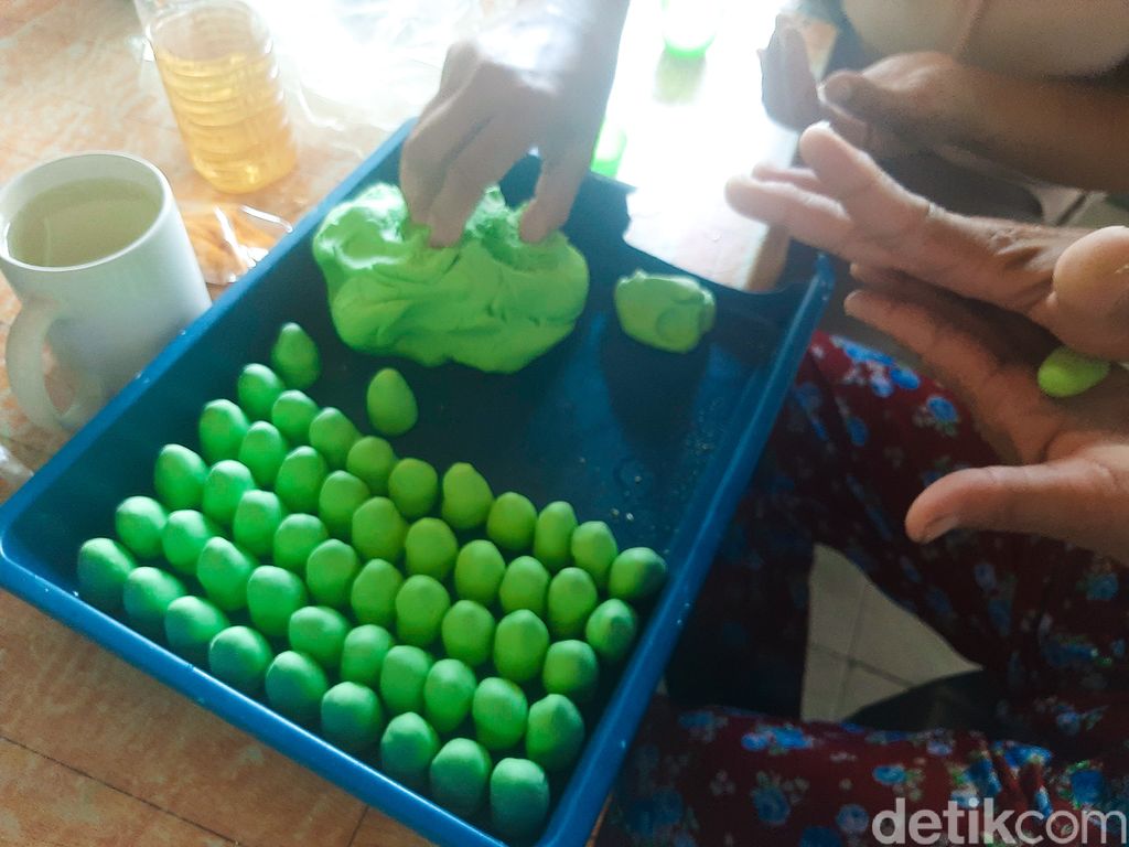 Klepon Gianyar Sejak 1980 'Paling Enak di Dunia'