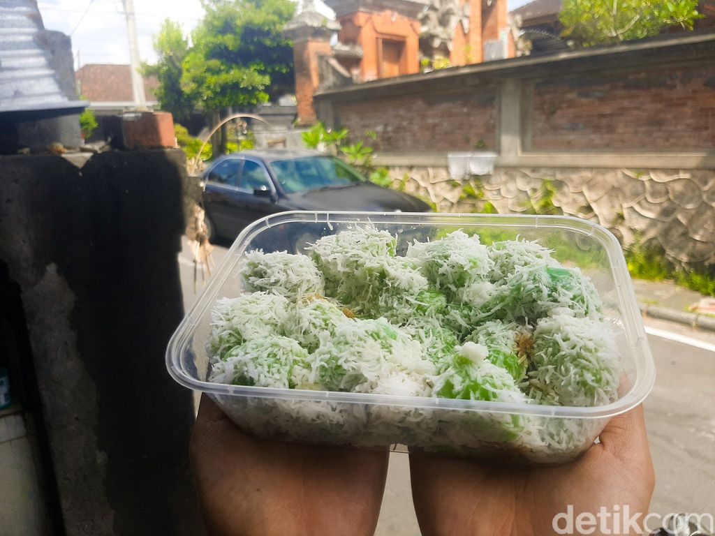 Klepon Gianyar Sejak 1980 'Paling Enak di Dunia'