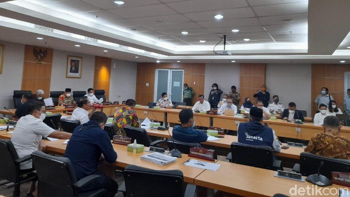 Komisi B DPRD DKI Jakarta.