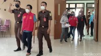 Berdasarkan surat dari Mahkamah Agung tersebut, akhirnya Toto dan Fanni yang sempat bebas demi hukum kemudian ditetapkan sebagai DPO hingga akhirnya ditangkap kembali. Raja dan Ratu Keraton Agung Sejagat itu bebas dari masa penahanan sementara, bukan bebas dari pidana. Hal ini karena kedua terdakwa mengajukan kasasi atas putusan di tingkat PN Purworejo pada 15 September 2020 lalu.