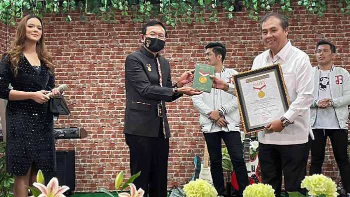 Lomba Cipta Lagu Batak 2021 diikuti oleh 368 pencipta lagu dengan 625 lagu yang masuk ke panitia. Dan ya, rekor MURI langsung tercipta.