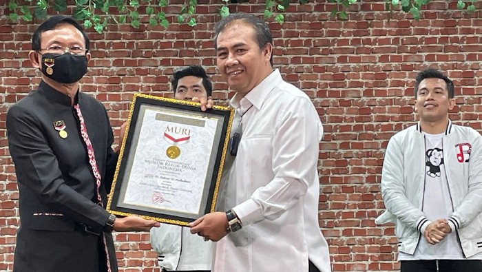 Lomba Cipta Lagu Batak 2021 diikuti oleh 368 pencipta lagu dengan 625 lagu yang masuk ke panitia. Dan ya, rekor MURI langsung tercipta.