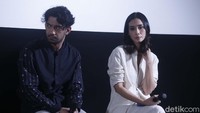Reza Rahadian dan Marsha Timothy didapuk sebagai pasangan dalam video klip lagu tersebut. Pool/Noel/detikFoto