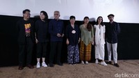 Marsha Timothy dan Reza Rahadian di acara perilisan lagu terbaru Iwan Fals yakni Patah di kawasan Plaza Senayan, Jakarta pada Senin (6/12). Pool/Noel/detikFoto