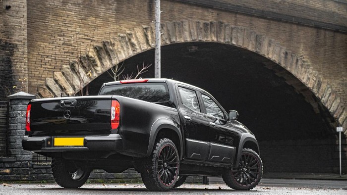 Mercedes-Benz X-Clas Kahn Design
