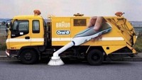 Selain bisa bersihkan gigi, iklan sikat gigi Braun Oral-B ini bisa membersihkan apa saja.