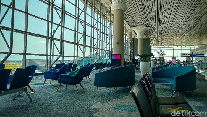 Penampakan Sepinya Bandara YIA yang Jadi Beban AP I Bandara Yogyakarta International Airport (YIA) di Kulon Progo, terus merugi selama Pandemi COVID-19. Suasana Bandara YIA pun sepi. Ini Penampakannya.