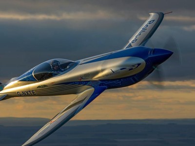 Rolls-Royce Klaim Kembangkan Pesawat Listrik Tercepat di Dunia