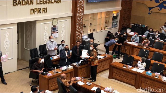 Rapat pemerintah dan Baleg DPR soal Prolegnas (Firda Cynthia Anggrainy/detikcom).