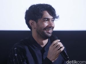 Reza Rahadian Sang Pembuat Kesal Ibu-ibu Se-Indonesia