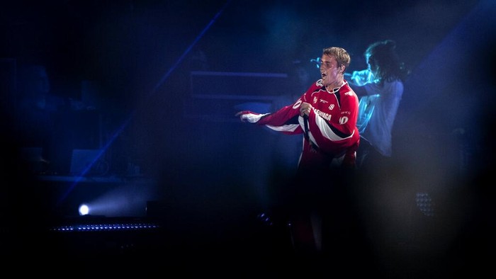 Canadian pop star Justin Bieber performs at a concert marking the end of the Formula One, in Jiddah, Saudi Arabia, Sunday, Dec. 5, 2021. (AP Photo/Amr Nabil)