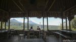 Sensasinya Tiada Dua, Begini Asyiknya Ngopi di Atas Awan ala Bali