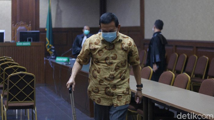 Eks Dirut PT ASABRI Letjen Purn Sonny Widjaja jalani sidang tuntutan soal kasus korupsi hingga merugikan negara sebesar Rp 22,7 triliun.