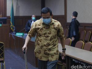 Eks Dirut ASABRI Sonny Widjaja dkk Jalani Sidang Vonis Hari Ini