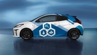 Kini, Toyota kembali menguji sistem tenaga hidrogen untuk menggerakkan mesin GR Yaris. Toyota GR Yaris ini menggendong mesin G16E-GTS, 1,6 liter, 3 silinder segaris, turbocharged. Tapi, pasokan bahan bakar dan sistem injeksi dimodifikasi untuk menggunakan hidrogen sebagai bahan bakar. Foto: Dok. Toyota Eropa