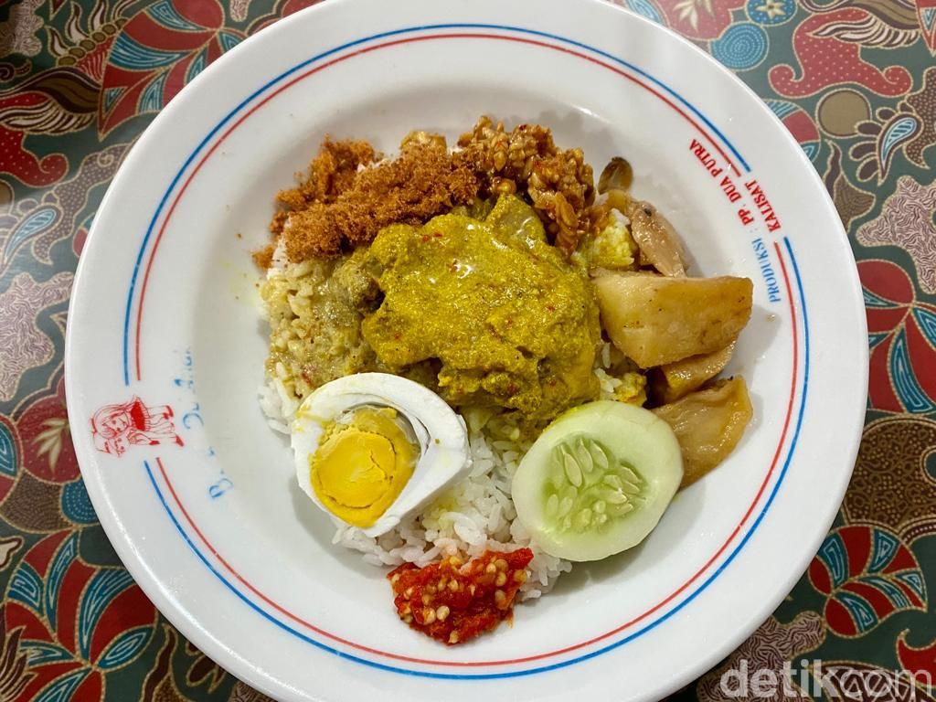 Uenake Rek! Nasi Langgi dan Tahu Telur Diracik Pakai Resep 1956