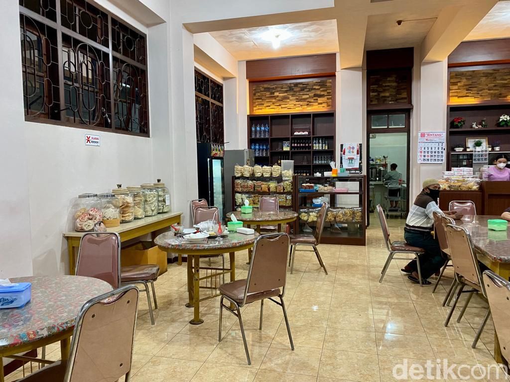Uenake Rek! Nasi Langgi dan Tahu Telur Diracik Pakai Resep 1956