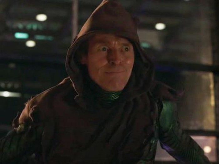 Willem Defoe kembali memerankan Green Goblin di Spider-Man: No Way Home setelah kemunculan pertamanya di Spider-Man (2002) karya Sam Raimi.
