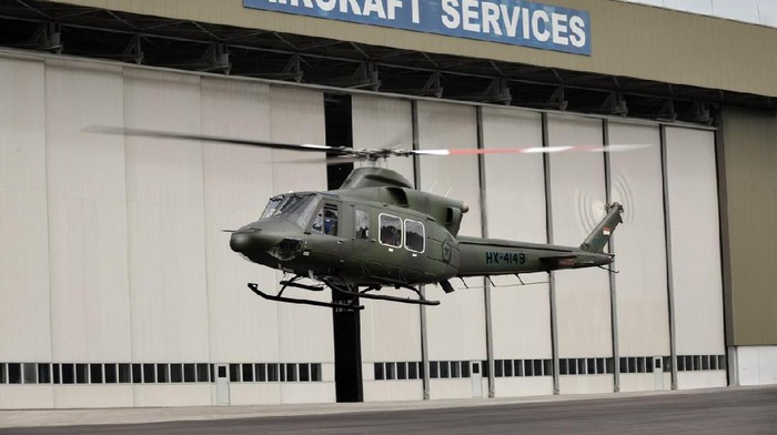 Sebanyak 7 unit Heli Serbu Bell 412EPI buatan PTDI telah berhasil lepas landas dari Apron Hanggar Rotary Wing PTDI, Bandung menuju Semarang.