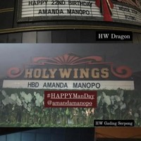 Akun Instagram fanpage Amanda Manopo, @mandaskaticid juga sempat terlihat mengunggah ucapan selamat ulang tahun untuk Amanda Manopo yang terpampang di billboard Holywings Serpong, Pantai Indah Kapuk, dan Kelapa Gading. Foto: Instagram/@mandaskaticid